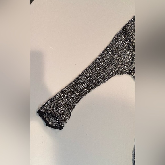 Beaded mesh ladies shirt. Size: M - Picture 7 of 10